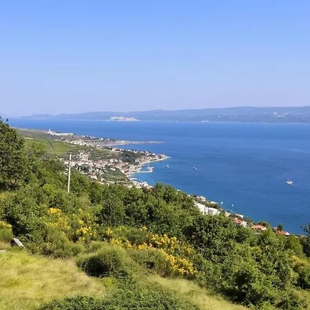 Apartment By The Sea Sumpetar, Omis - 18286 Jesenice (Split-Dalmatia)